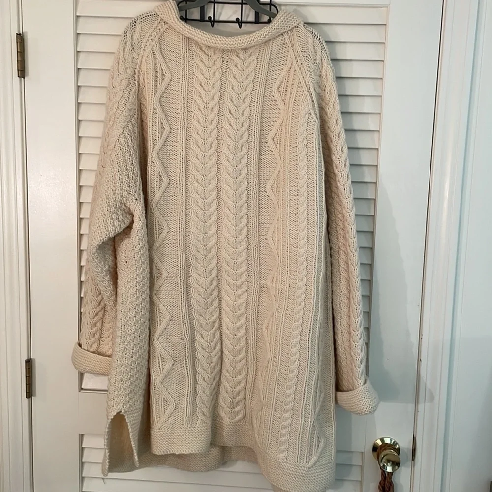 Handmade Oversized Button Down Cream Cable Beautiful Cardigan - Picture 7 of 10